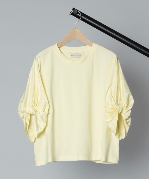 SAYAKADAVIS(サヤカディヴィス)の「【 SAYAKADAVIS / サヤカデイヴィス 】 Twisted Sleeve Tee / ツイストスリーブTシャツ(Tシャツ/カットソー・レディース・ブラック/レモンイエロー/ホワイト/グリーン・SMALL)」の4枚目の写真