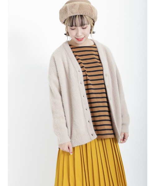 Samansa Mos2（サマンサ モスモス）の「シャギーVネックカーディガン（カーディガン/ボレロ・レディース・ブルー/ブラック/ピンク/ベージュ・ﾌﾘ-）」の3枚目の写真