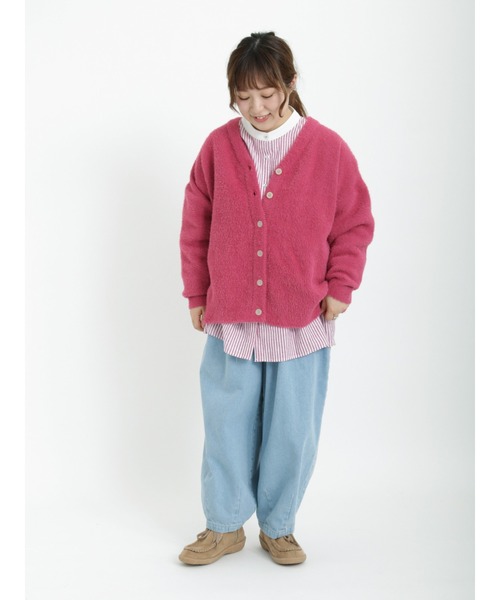 Samansa Mos2（サマンサ モスモス）の「シャギーVネックカーディガン（カーディガン/ボレロ・レディース・ブルー/ブラック/ピンク/ベージュ・ﾌﾘ-）」の6枚目の写真