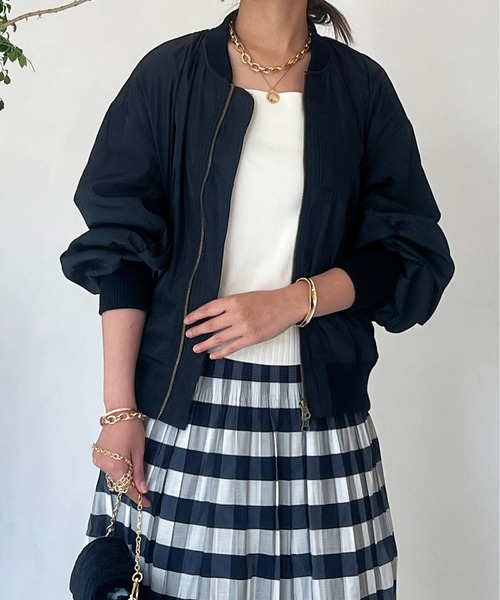 大人カジュアルに最適ボリューム袖MA-1