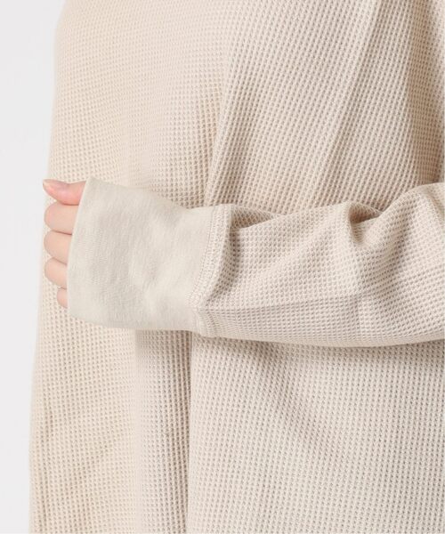 JOURNAL STANDARD relume(ジャーナルスタンダード レリューム)の「《追加9》TCワッフルオーバーサイズロングスリーブTシャツ(Tシャツ/カットソー・レディース・チャコールグレー/ピンク系その他/オートミール/ホワイト系その他/ベージュ・FREE)」の17枚目の写真
