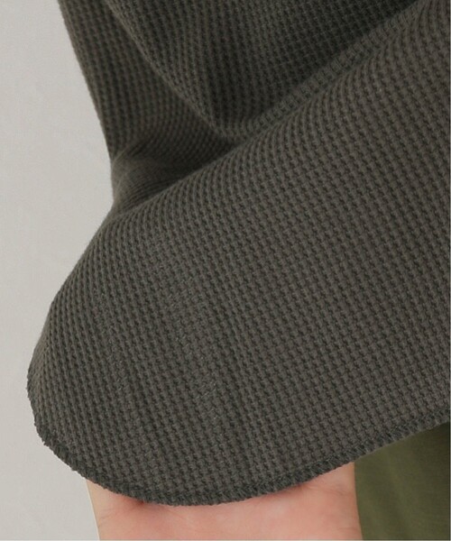 JOURNAL STANDARD relume(ジャーナルスタンダード レリューム)の「《追加9》TCワッフルオーバーサイズロングスリーブTシャツ(Tシャツ/カットソー・レディース・チャコールグレー/ピンク系その他/オートミール/ホワイト系その他/ベージュ・FREE)」の19枚目の写真