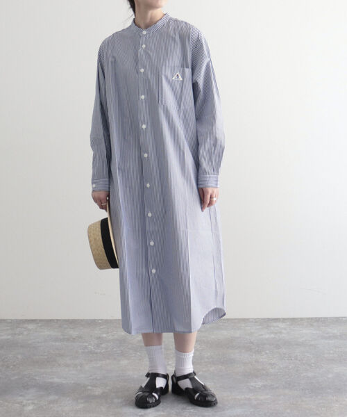 GEVACO（ゲバコ）の「【GEVACO/ゲバコ】タイプライターバンドカラーL/Sワンピース（シャツワンピース・レディース・オフホワイト/ブラック系その他/グリーン系その他/ネイビー/ブルー系その他・38）」の16枚目の写真