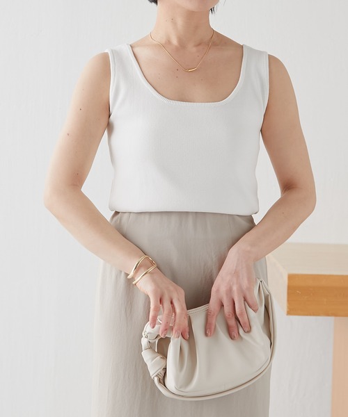 COLLAGE GALLARDAGALANTE（コラージュガリャルダガランテ）の「ニットタンク（タンクトップ・レディース・ブラック/ホワイト・FREE）」の5枚目の写真