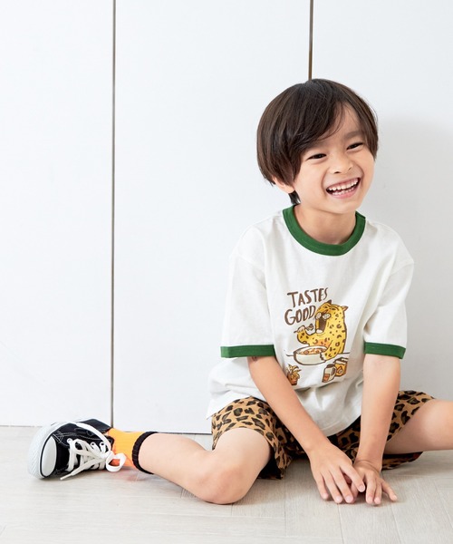 MAKE YOUR DAY（メイクユアデイ）の「ヒョウの朝ごはんリンガー半袖Tシャツ■80～140cm（Tシャツ/カットソー・キッズ・グリーン/ネイビー・80/90/100/110/120/130/140）」の3枚目の写真