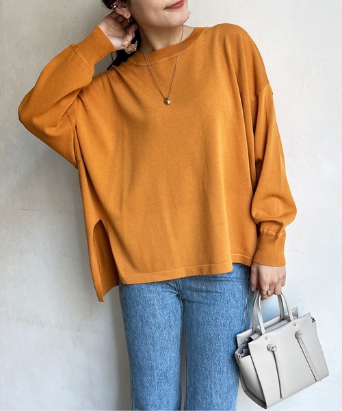 Chez toi(シェトワ)の「サイドスリットBIGシルエットプルオーバー(ニット/セーター・レディース・オレンジ/ブルー/オフホワイト/ブラック/ホワイト系その他・FREE)」の9枚目の写真
