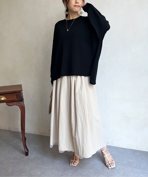 Chez toi(シェトワ)の「サイドスリットBIGシルエットプルオーバー(ニット/セーター・レディース・オレンジ/ブルー/オフホワイト/ブラック/ホワイト系その他・FREE)」の15枚目の写真