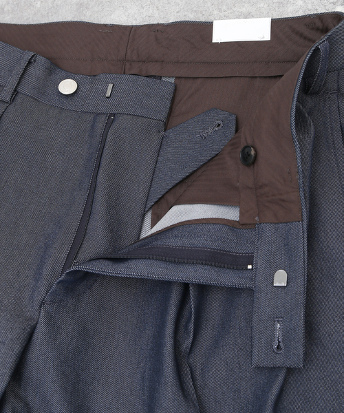 EDIFICE(エディフィス)の「"E"TROUSERS(E-5) SOLOTEX(R) デニム 2タック ワイドパンツ(スラックス・メンズ・ブラック/ネイビー・LARGE/MEDIUM/SMALL)」の21枚目の写真