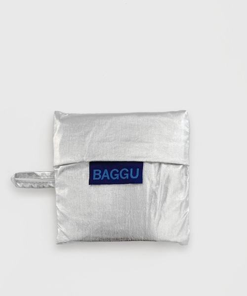 BAGGU(バグー)の「BABY BAGGU 482.メタリックシルバー(エコバッグ/サブバッグ・レディース・シルバー・FREE)」の5枚目の写真