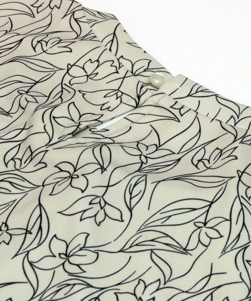 TOKYO SHIRTS(トウキョウシャツ)の「スタンドネック 半袖プリントブラウス(シャツ/ブラウス・レディース・オフホワイト/ベージュ/ブラック・M/L)」の9枚目の写真