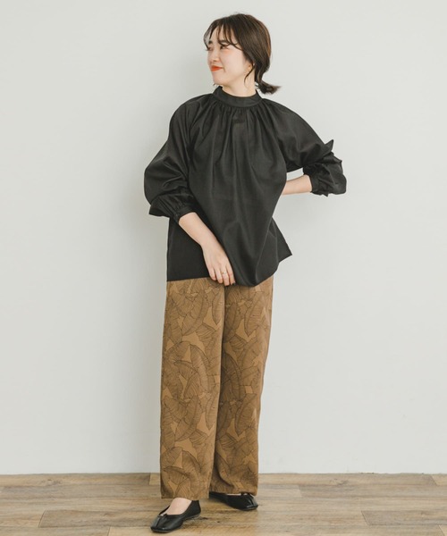 ITEMS URBANRESEARCH（アイテムズ アーバンリサーチ）の「リーフプリントイージーパンツ（その他パンツ・レディース・キャメル/グリーン系その他/ブラック・FREE）」の10枚目の写真