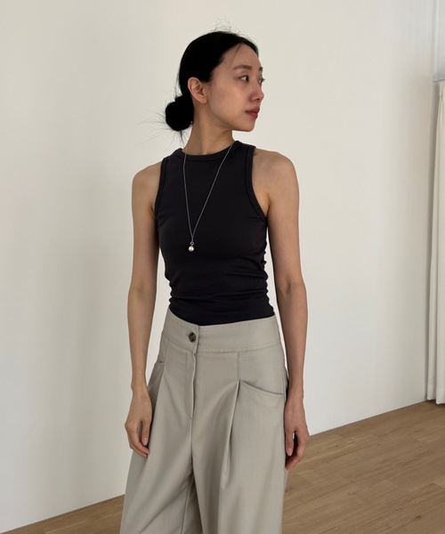 Didot.showroom(ディドット ショールーム)の「スムースアメスリタンクトップ(パッド入り)(タンクトップ・レディース・ホワイト/チャコールグレー/ブラック/ヘザーグレー/グレイッシュベージュ・FREE)」の9枚目の写真