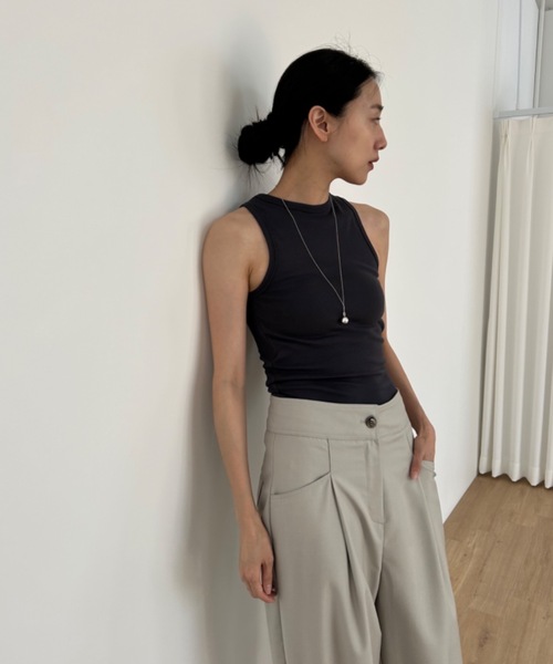Didot.showroom(ディドット ショールーム)の「スムースアメスリタンクトップ(パッド入り)(タンクトップ・レディース・ホワイト/チャコールグレー/ブラック/ヘザーグレー/グレイッシュベージュ・FREE)」の16枚目の写真