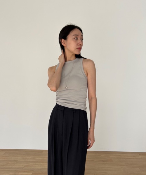 Didot.showroom(ディドット ショールーム)の「スムースアメスリタンクトップ(パッド入り)(タンクトップ・レディース・ホワイト/チャコールグレー/ブラック/ヘザーグレー/グレイッシュベージュ・FREE)」の7枚目の写真