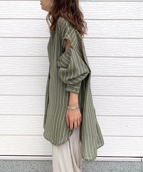 Q（キュー）の「袖スリットストライプシアーシャツ（シャツ/ブラウス・レディース・ネイビー系/カーキ系・MEDIUM）」の15枚目の写真