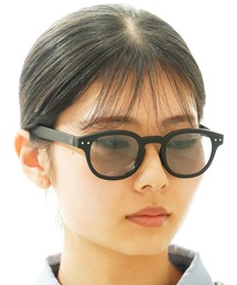 IZIPIZI（イジピジ）の「IZIPIZI イジピジ SUN LIGHT COLOR #C SQUARE（メガネ）」