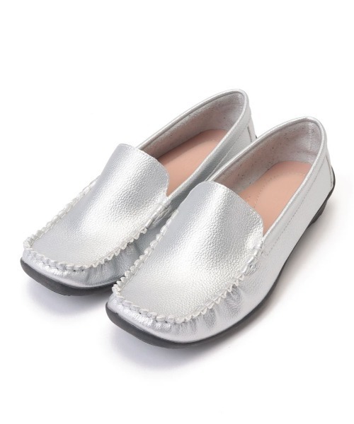 LUGG NAGG（ラグナグ）の「牛革 カウレザー ドライビングサブリナシューズ（モカシン/デッキシューズ・レディース・ブラック/ホワイト/ガンメタ/シルバー・24.0cm/23.5cm/23.0cm/24.5cm/22.5cm）」の14枚目の写真