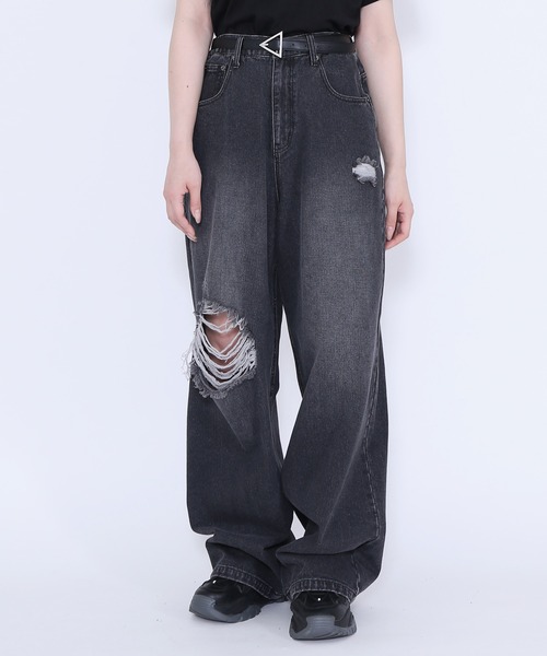 Figments（フィグメンツ）の「ダメージバギーデニムパンツ（デニムパンツ・レディース・ライトブルー/ブラック・SMALL/MEDIUM/LARGE）」の21枚目の写真