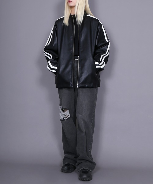 Figments（フィグメンツ）の「ダメージバギーデニムパンツ（デニムパンツ・レディース・ライトブルー/ブラック・SMALL/MEDIUM/LARGE）」の4枚目の写真