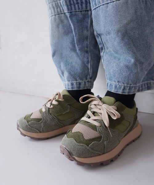 Bambin（ボンバン）の「【 Bambin / ボンバン 】 ボリュームソール デザイン スニーカー（スニーカー・キッズ・アイボリー/カーキ・17/16/18）」の8枚目の写真
