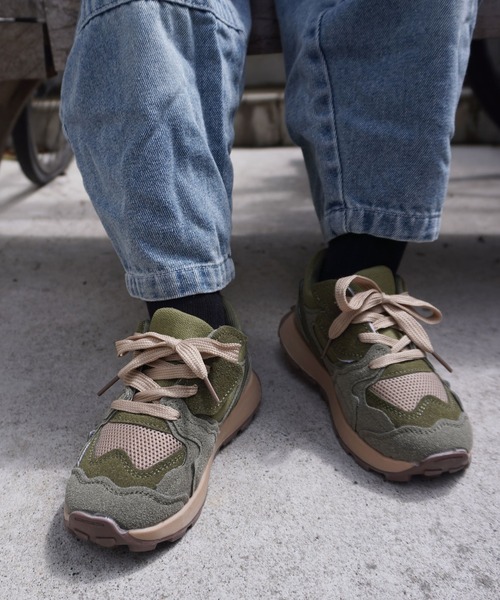 Bambin（ボンバン）の「【 Bambin / ボンバン 】 ボリュームソール デザイン スニーカー（スニーカー・キッズ・アイボリー/カーキ・17/16/18）」の11枚目の写真