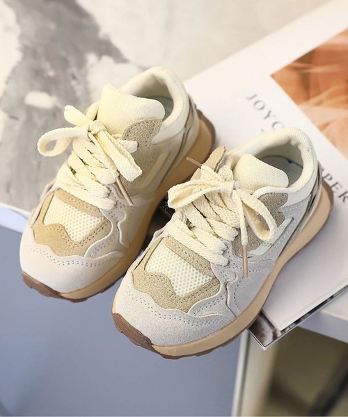 Bambin（ボンバン）の「【 Bambin / ボンバン 】 ボリュームソール デザイン スニーカー（スニーカー・キッズ・アイボリー/カーキ・17/16/18）」の14枚目の写真