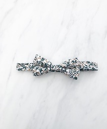 TIMELESS&THREE（タイムレスアンドスリー）の「フラワープリントボウタイ(KIDS）（蝶ネクタイ）」