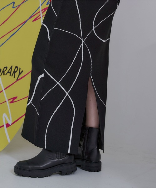 miette(ミエット)の「ウェーブ柄ジャガードスカート(スカート・レディース・ネイビー/ブラック・FREE)」の5枚目の写真