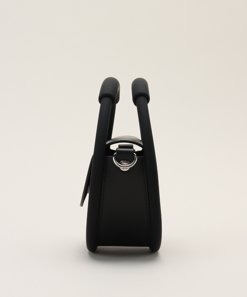NaNa-NaNa（ナナナナ）の「【nana-nana/ナナ-ナナ】HOOP mini RECYCLED LEATHER（ハンドバッグ・レディース・ブラック・FREE）」の2枚目の写真