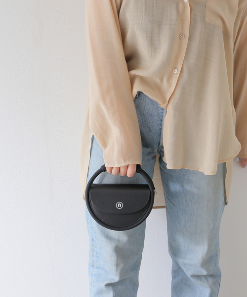 NaNa-NaNa（ナナナナ）の「【nana-nana/ナナ-ナナ】HOOP mini RECYCLED LEATHER（ハンドバッグ・レディース・ブラック・FREE）」の15枚目の写真