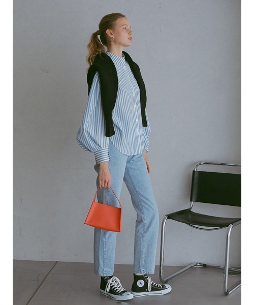 CHAROL（シャロル）の「スタンドネックストライプシャツ（シャツ/ブラウス・レディース・グレー/ピンク・FREE）」の4枚目の写真