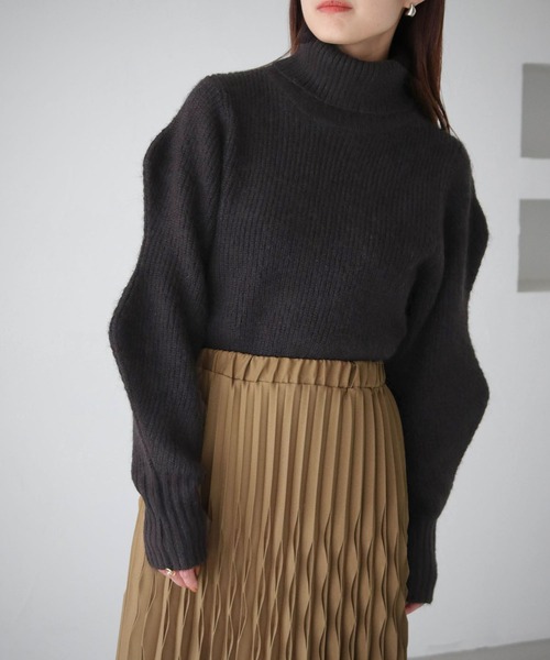 cheriella(シェリエラ)の「【cheriella】WEB限定デザインスリーブMIXヤーンプルオーバー WEB LIMITED DESIGN SLEEVE MIX YARN PULLOVER(ニット/セーター・レディース・ブラック/ブルー/パープル/アイボリー・M)」の1枚目の写真
