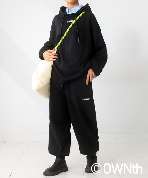 OWNth(オンス)の「綿100%ロゴスウェットパンツ(スウェットパンツ・レディース・ブラック/グレー・M/L)」の4枚目の写真
