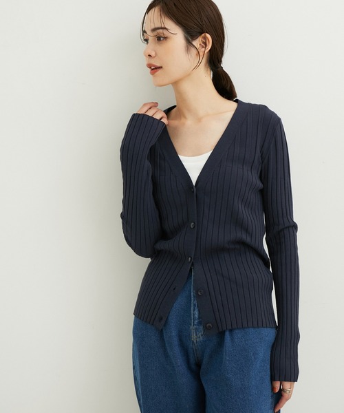 LE CERCLE par rope'(ルセルクルパーロペ)の「エコベロRIB Vネックカーディガン(カーディガン/ボレロ・レディース・オフホワイト/ターコイズブルー/ブラック/オレンジ/ネイビー/キャメル・FREE)」の4枚目の写真
