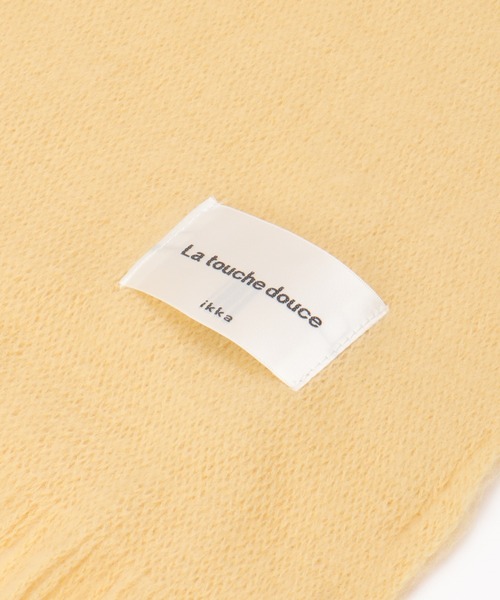 ikka（イッカ）の「ラッセル起毛無地マフラー（マフラー・レディース・ベージュ/ネイビー/オフホワイト/イエロー・FREE）」の8枚目の写真
