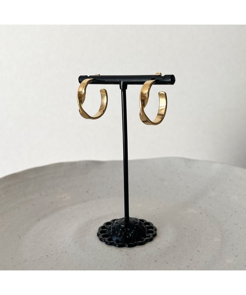 tone(トーン)の「【kocea】ステンレスピアス/フープ 金属アレルギー対応アクセサリー(MA)(ピアス(両耳用)・レディース・B/D/E/C/A・FREE)」の11枚目の写真