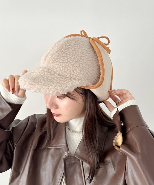 CLEA(クレア)の「ボアパイピングフライトキャップ(キャップ・レディース・ブラウン/アイボリー/ベージュ/ブラック・FREE)」の4枚目の写真