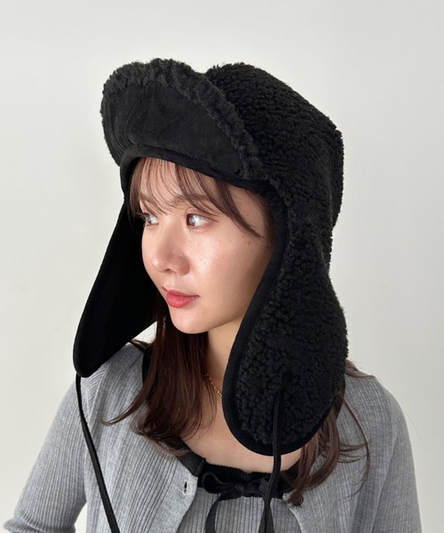 CLEA(クレア)の「ボアパイピングフライトキャップ(キャップ・レディース・ブラウン/アイボリー/ベージュ/ブラック・FREE)」の2枚目の写真