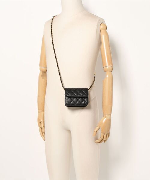 NOISE MAKER（ノイズメーカー）の「スクエアミニチェーンショルダー（ショルダーバッグ・レディース・ブラック・FREE）」の5枚目の写真