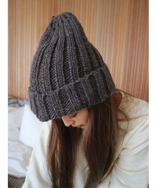 TRUNC(トランクエイティーエイト)の「Tiered Mix Beanie(ニットキャップ/ビーニー・レディース・チャコールグレー/ベージュ・FREE)」の13枚目の写真