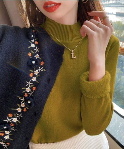 COCOMOMO（ココモモ）の「ハイネックベーシックニット きれいめ ニット リブ袖 シンプル ハイネック トップス 長袖 オフィスカジュアル 秋服 冬服（ニット/セーター・レディース・ダークブラウン/ブラック/ブルーグリーン/ライトブラウン/グリーン/オレンジ/ホワイト/ワイン/ベージュ/ブラック系/ブルー系/ダークブラウン系/ベージュ系/オレンジ系/ワイン系/ホワイト系/ブラウン系・FREE）」の11枚目の写真