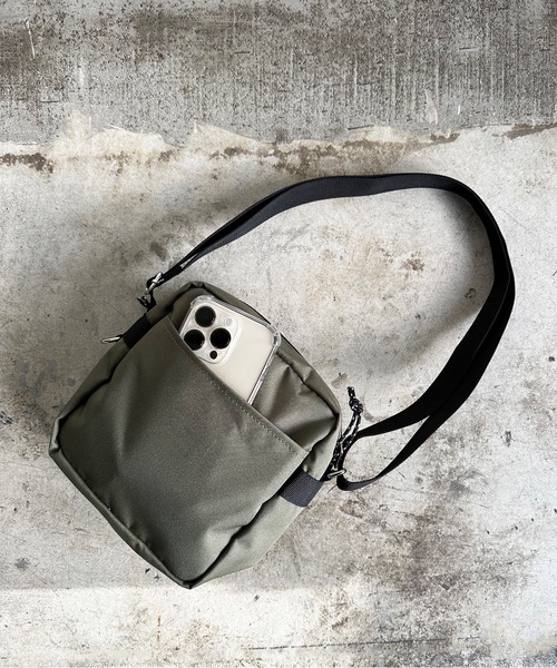SPRUCE(スプルース)の「EM:SPRUCE マセルショルダー 軽量約160g(ショルダーバッグ・レディース・カーキ/ブルー/ブラック・FREE)」の21枚目の写真