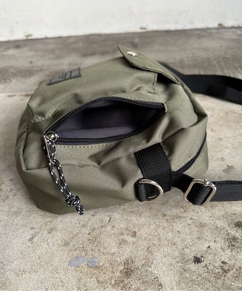 SPRUCE(スプルース)の「EM:SPRUCE マセルショルダー 軽量約160g(ショルダーバッグ・レディース・カーキ/ブルー/ブラック・FREE)」の22枚目の写真