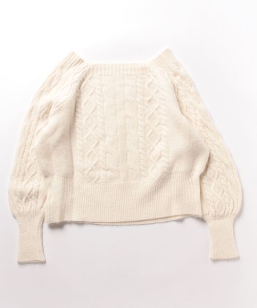 CHILLE（チル）の「スクエアネックケーブルニット パフスリーブ長袖（ニット/セーター・レディース・ピンク/ピンクベージュ/アイボリー・FREE）」の4枚目の写真