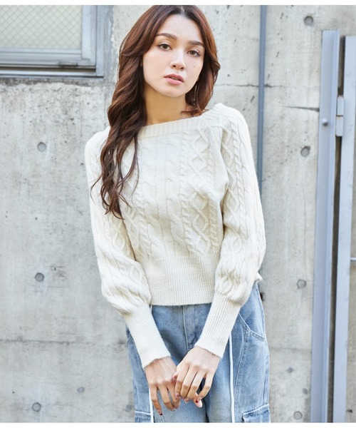 CHILLE（チル）の「スクエアネックケーブルニット パフスリーブ長袖（ニット/セーター・レディース・ピンク/ピンクベージュ/アイボリー・FREE）」の16枚目の写真
