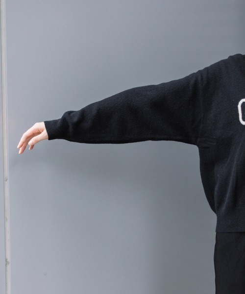 Munich（ミューニック）の「Munich（ミューニック）メリノウール袋ジャガード編みロゴニットプルオーバー（ニット/セーター・レディース・ブラック/パープル/ベージュ・F）」の5枚目の写真