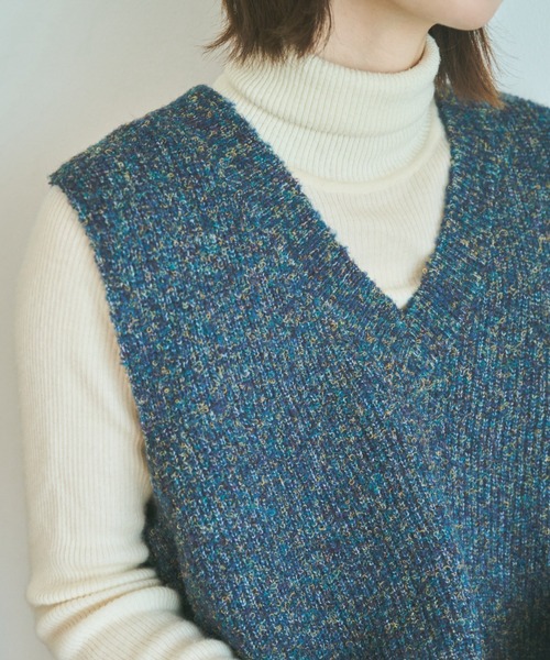 unclip（アンクリップ）の「カールヤーンニットベスト（ベスト・レディース・ネイビー/ナチュラル・FREE）」の19枚目の写真