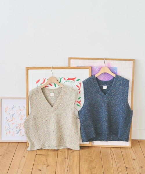 unclip（アンクリップ）の「カールヤーンニットベスト（ベスト・レディース・ネイビー/ナチュラル・FREE）」の5枚目の写真