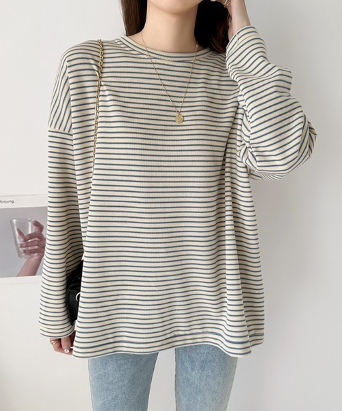 COCOMOMO(ココモモ)の「オーバーサイズ長袖ボーダーカットソー(Tシャツ/カットソー・レディース・ホワイト/ブラック系その他/ブラック/オレンジ/ブルー/ブラウン/グリーン・L/M)」の1枚目の写真
