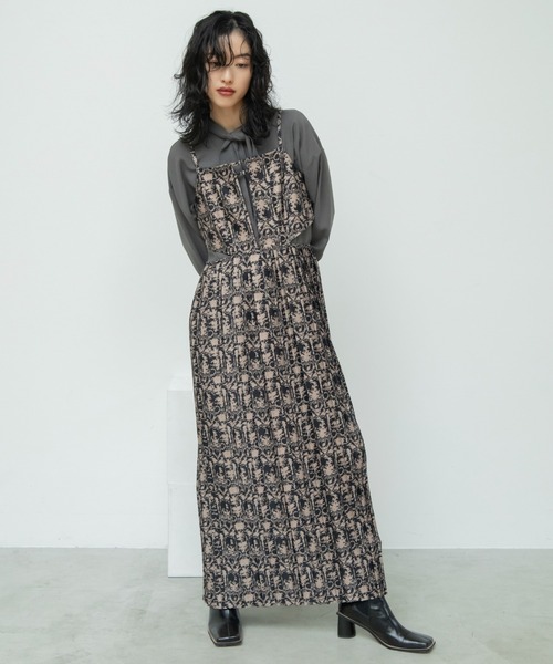 VACANCY(ヴァカンシー)の「ランダムプリーツコルセットライクワンピース(ワンピース・レディース・ブラック/その他・FREE)」の21枚目の写真